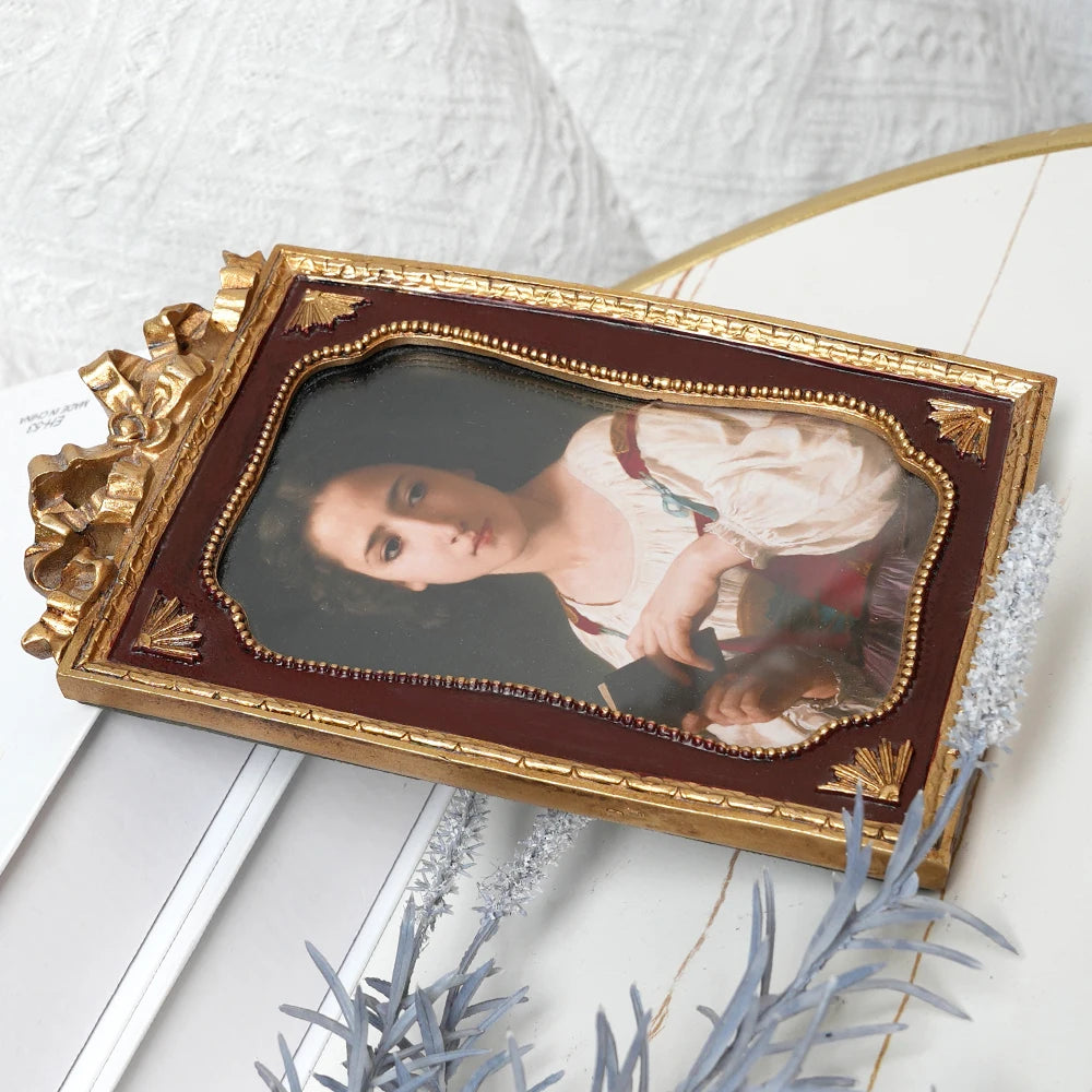 France light luxury products elegant princess style retro gold carving European photo frame
