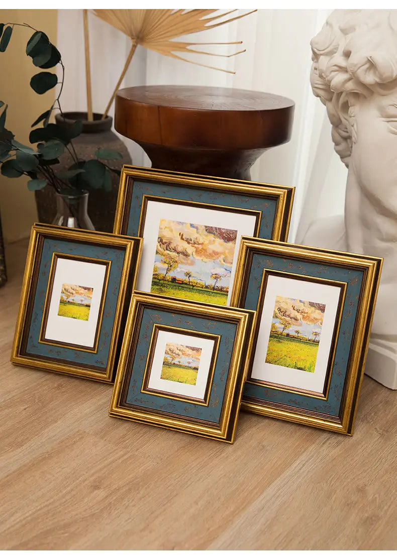 American Retro Style Golden Border Small Photo Frame