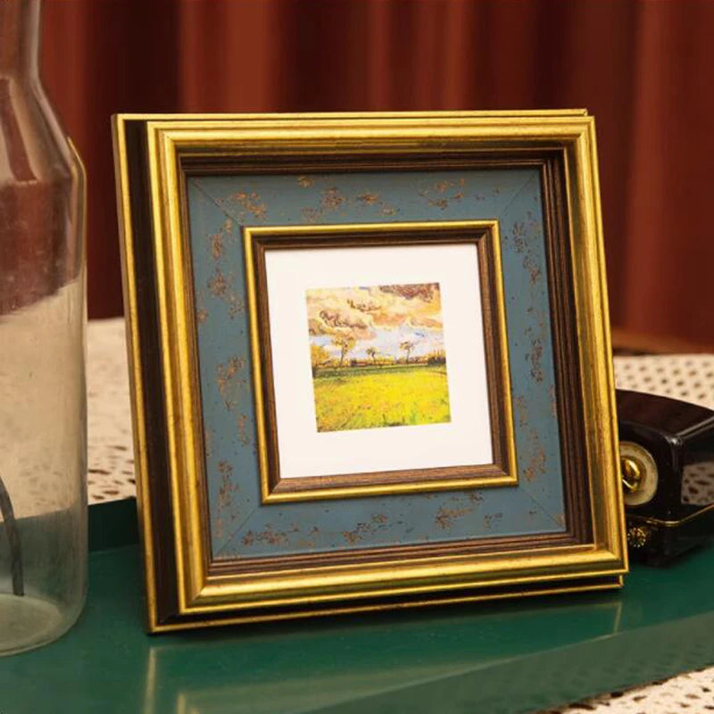 American Retro Style Golden Border Small Photo Frame