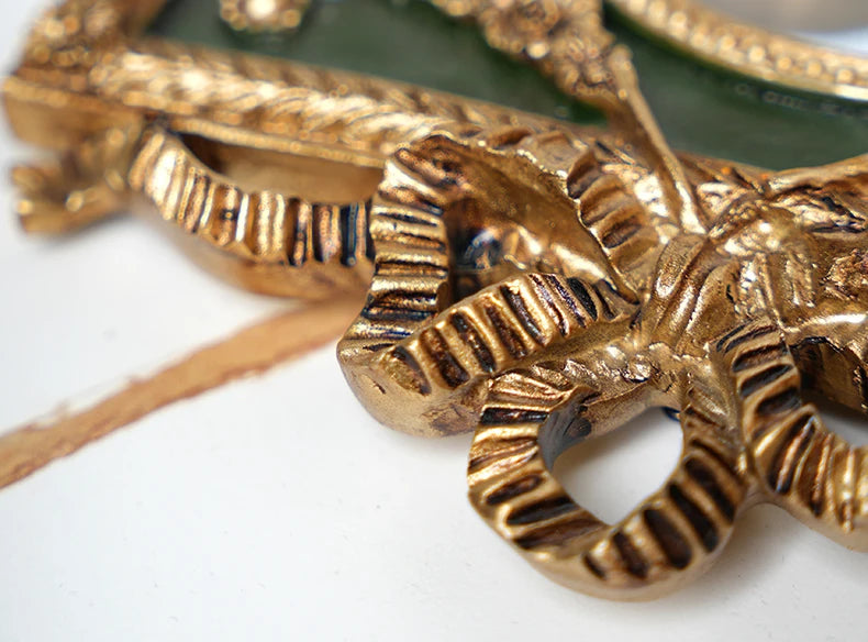 France light luxury products elegant princess style retro gold carving European photo frame