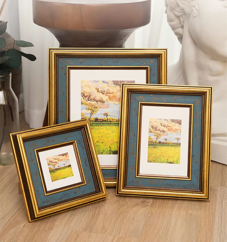 American Retro Style Golden Border Small Photo Frame