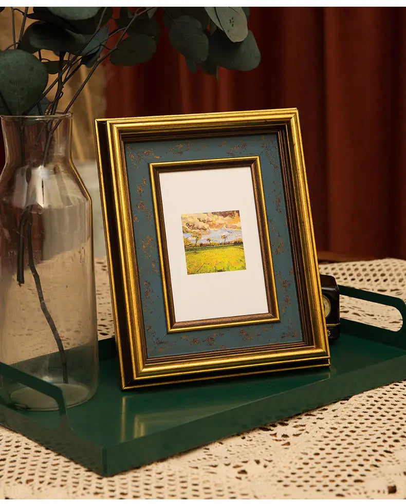 American Retro Style Golden Border Small Photo Frame