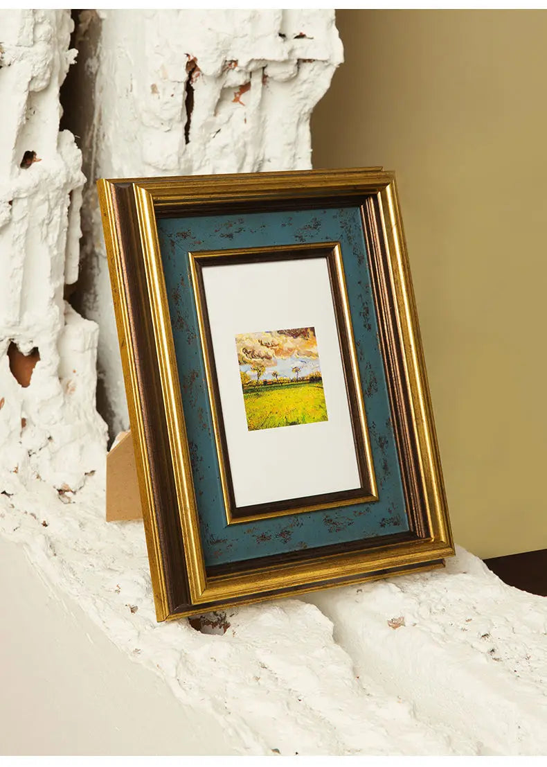 American Retro Style Golden Border Small Photo Frame