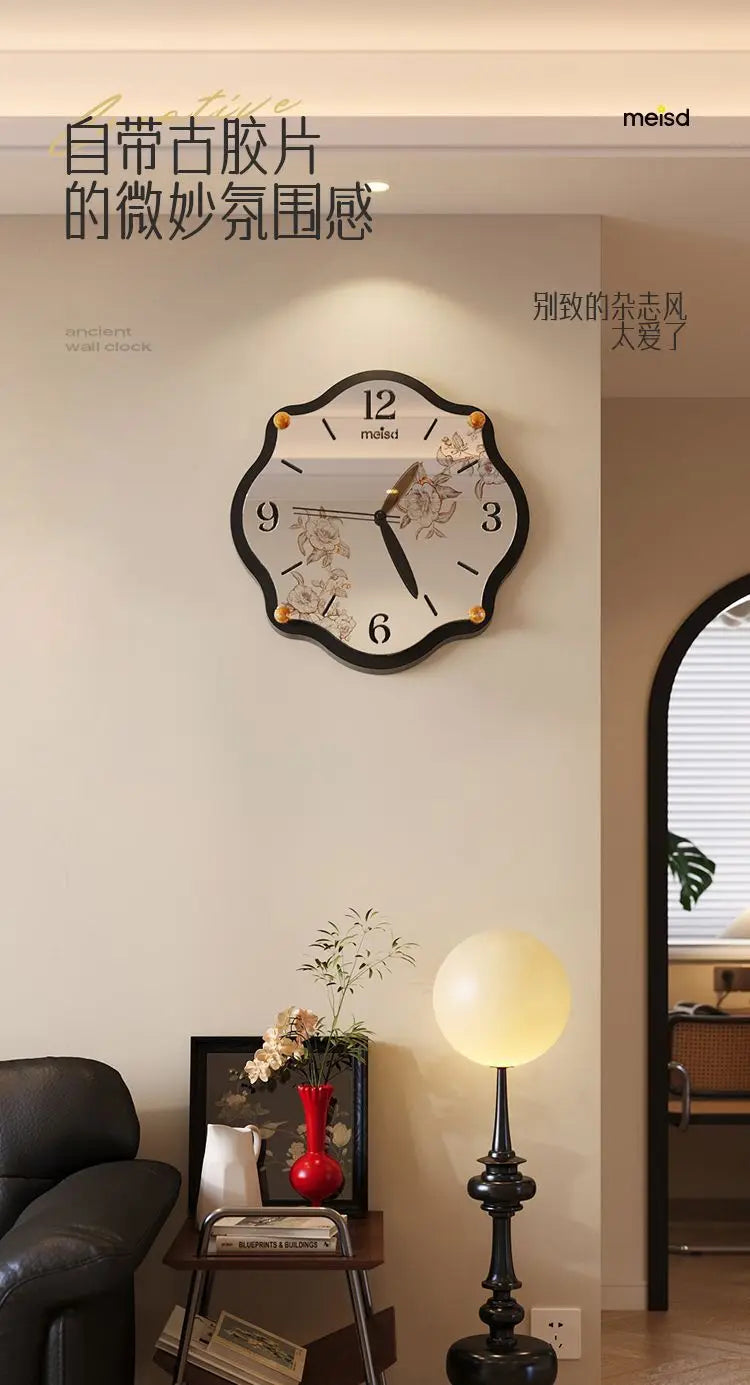Wall Clock Mid Ancient Style High-end Clock Living Room